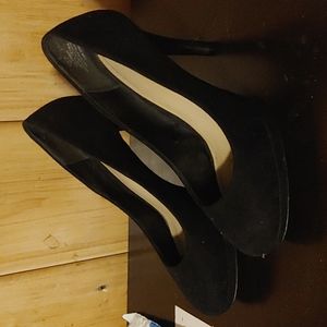 H&M Black suede size 7 heels